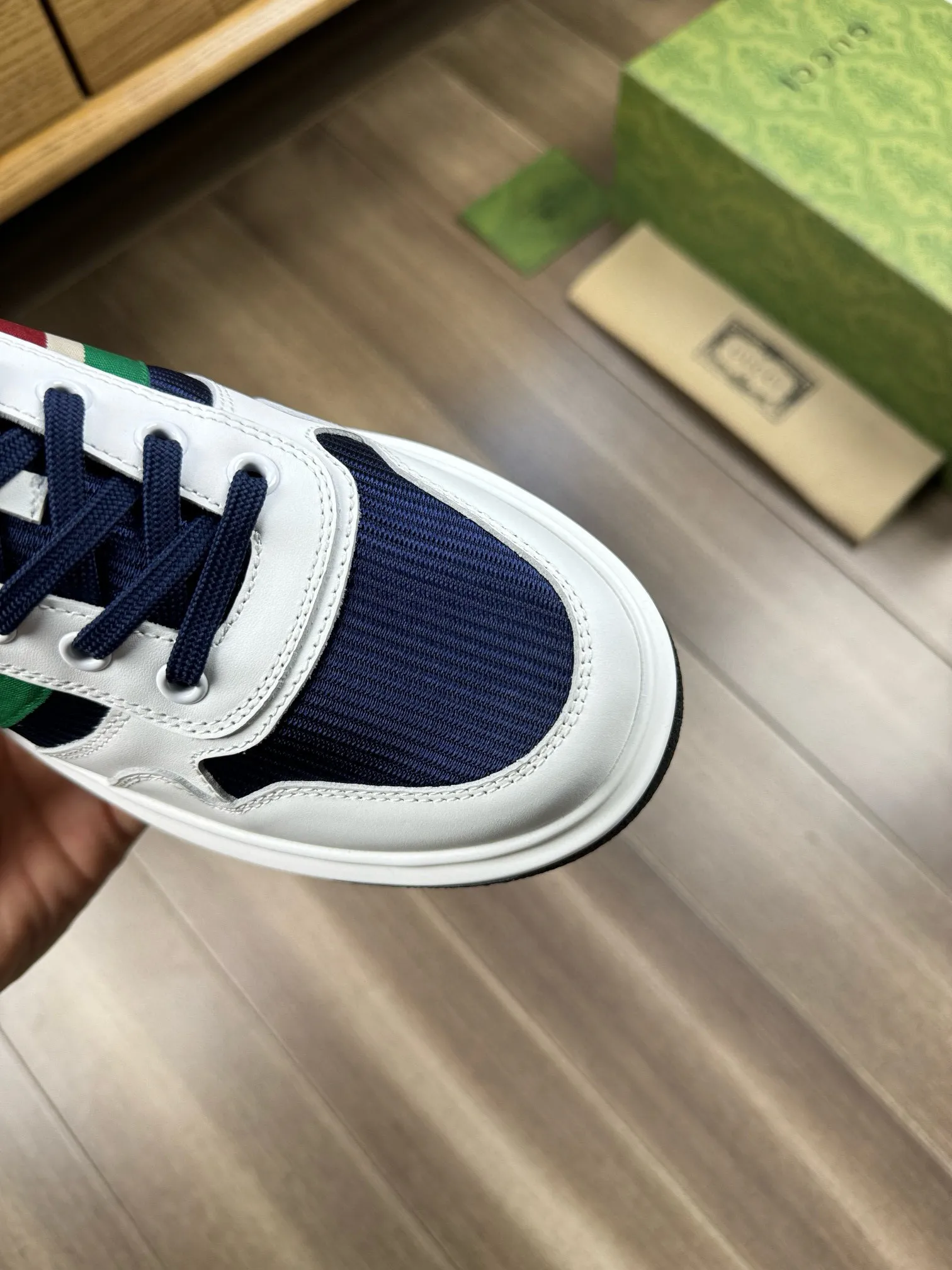 [Gucci] Gucci men's shoes 💰820💰 - High-end quality original order - Upper: 🔝Imported Nappa calfskin·Brand high mercerized cloth·Brand webbing -Inner: water-dyed cowhide, -Outsole: ultra-light T men's shoes💰U foam. Rubber; two-color molded outsole -Ultra-high quality control·Fine workmanship: highlighted (high-end·luxury·grade) -Size: 38-44 (45, can be customized)